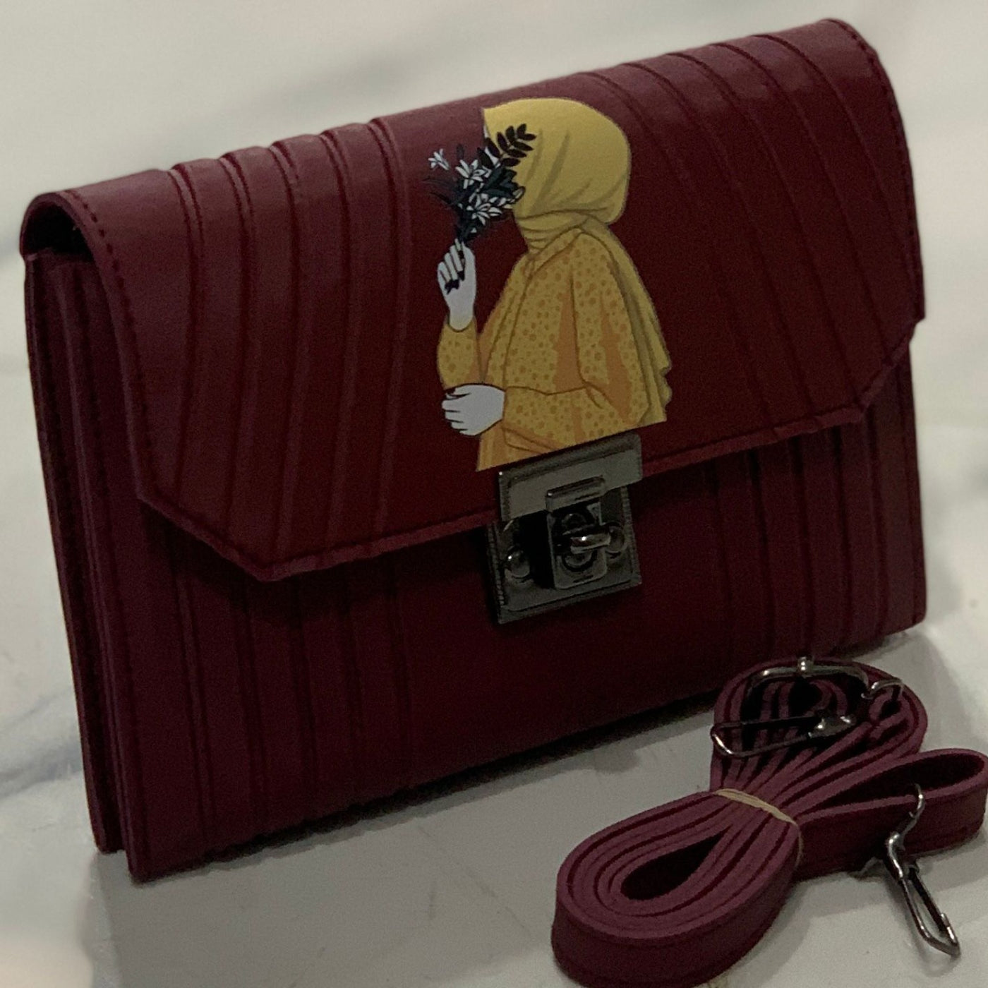 جودة ممتازة (قفل أمامي + حزام طويل)