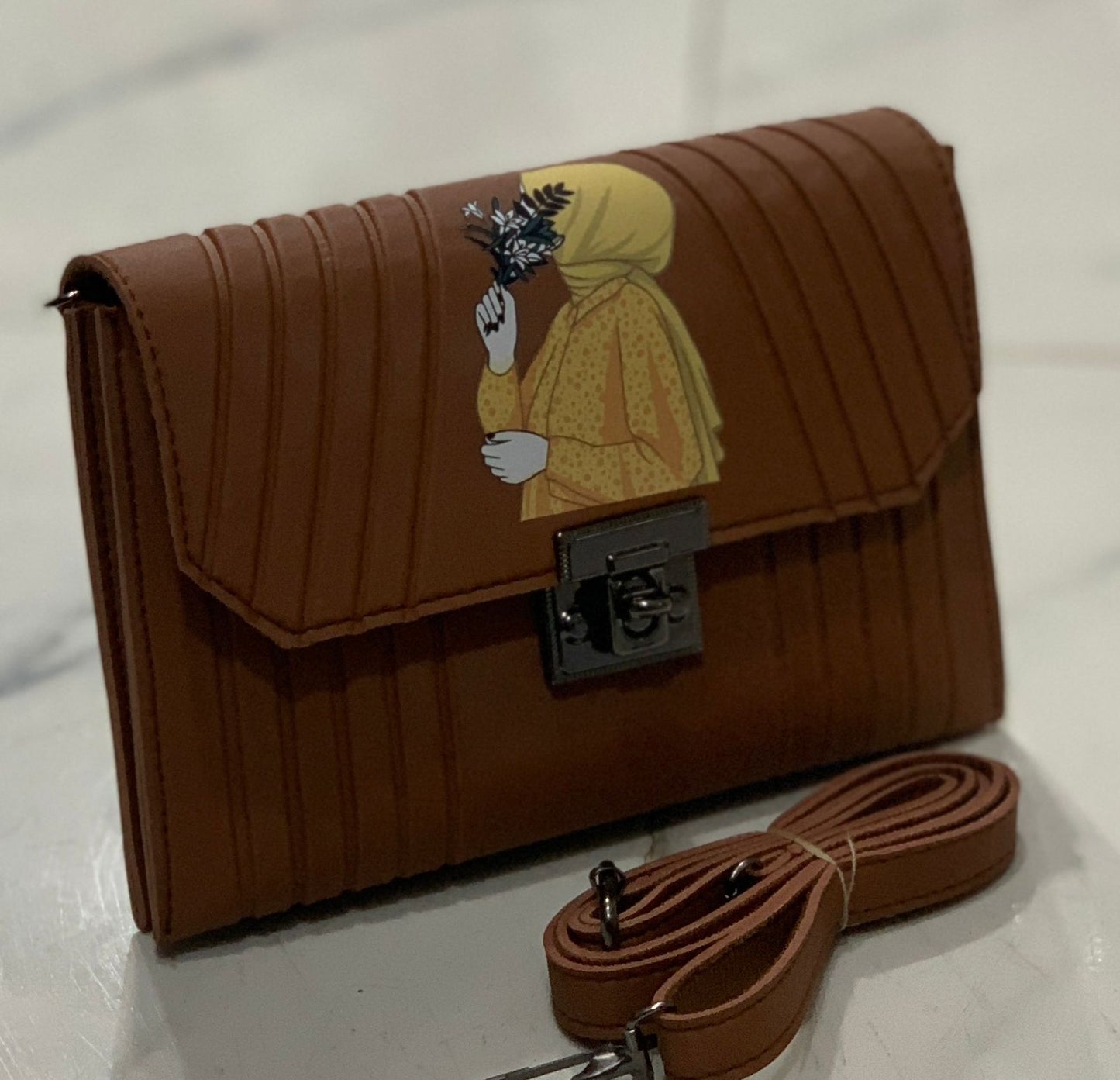 جودة ممتازة (قفل أمامي + حزام طويل)